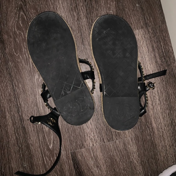 Authentic CHANEL sandals - Picture 6 of 6